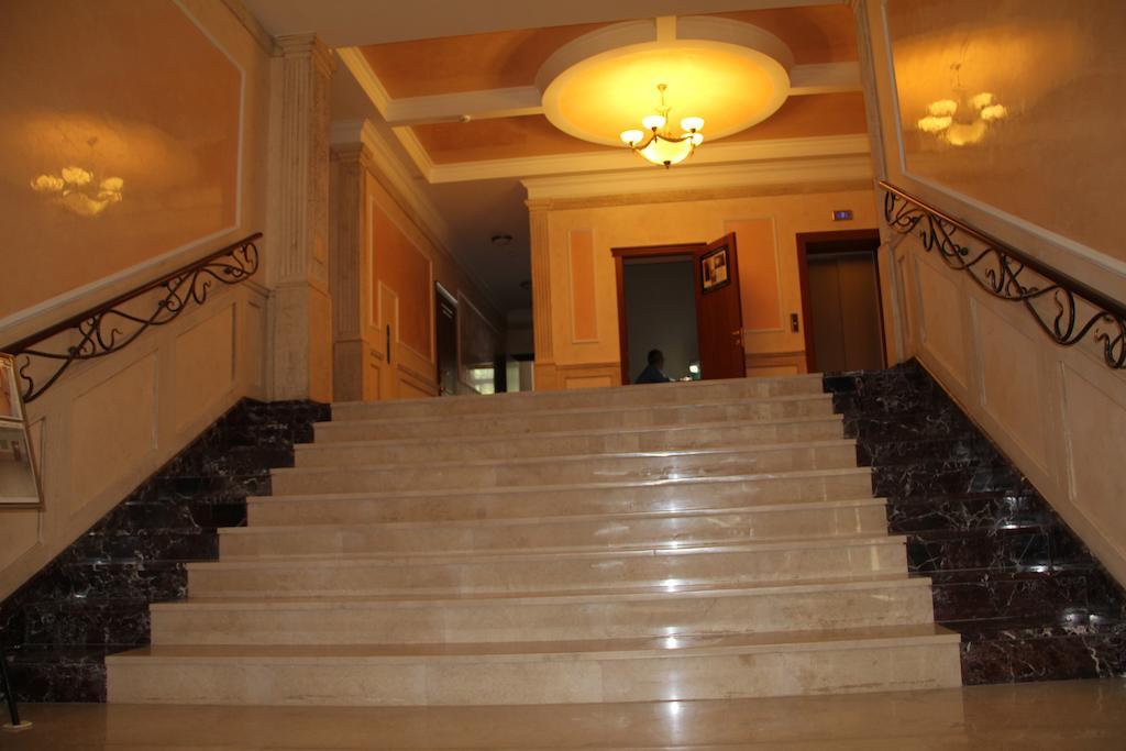Apartment In Center Of Odessa ภายนอก รูปภาพ